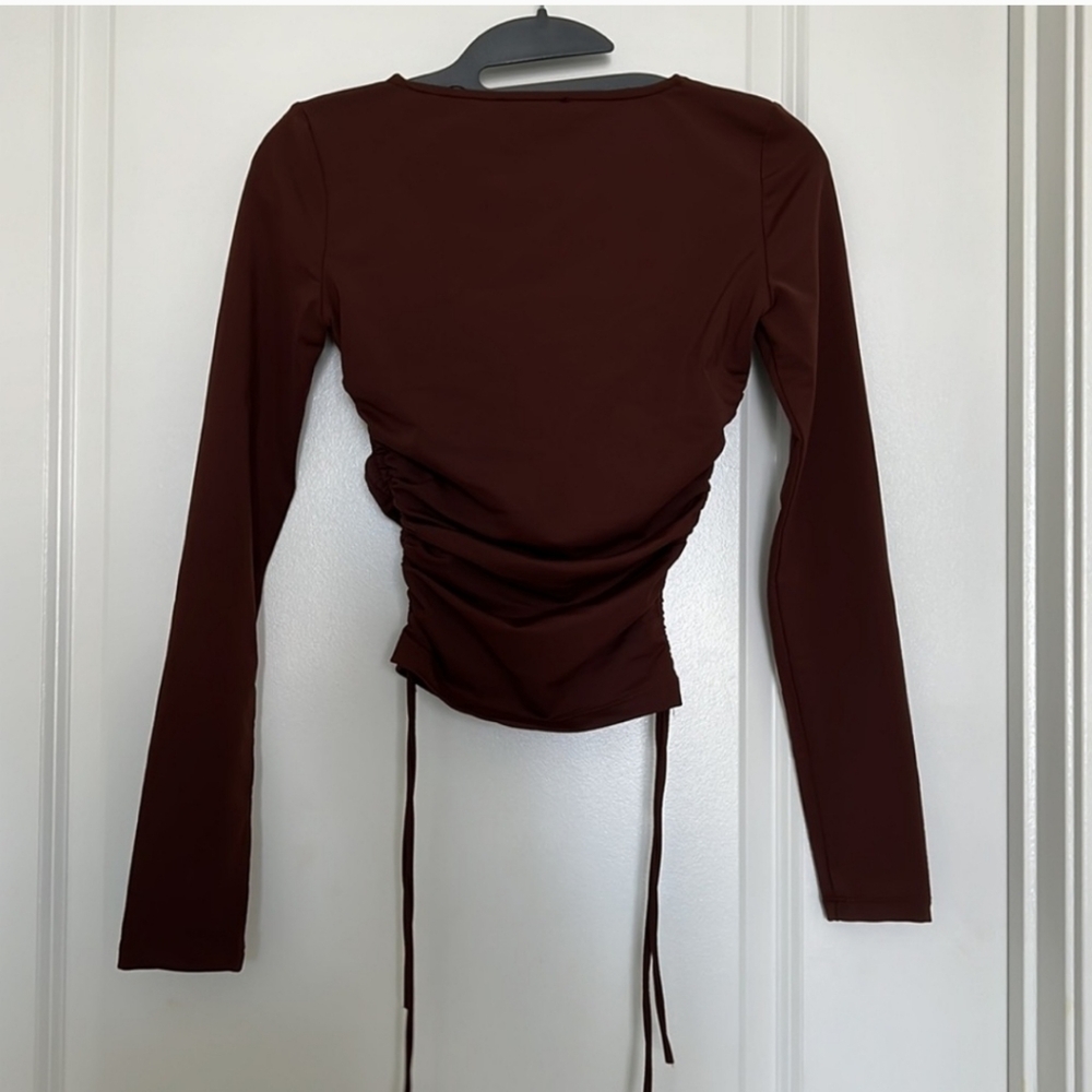 Zara Square Neckline Ruched Long Sleeves Top - Picture 6 of 7